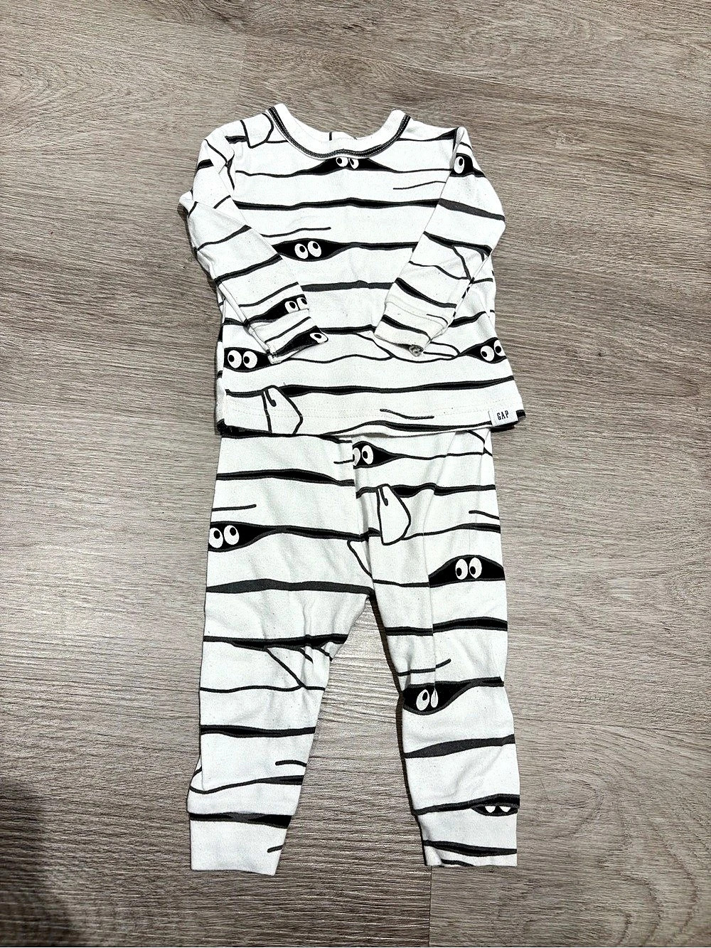 Gap Striped Organic Cotton Halloween Pajamas - Baby 6-12M